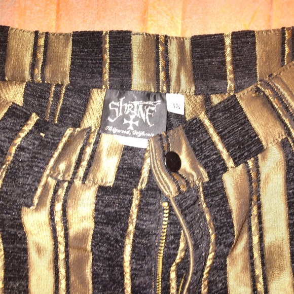 Mens Shrine size 38 black and gold velvet - Picture 4 of 4